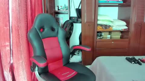 Luissa online show from 03-09-25, 03:16