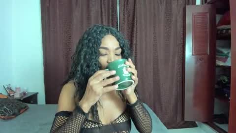 Luissa online show from 11-29-25, 10:51