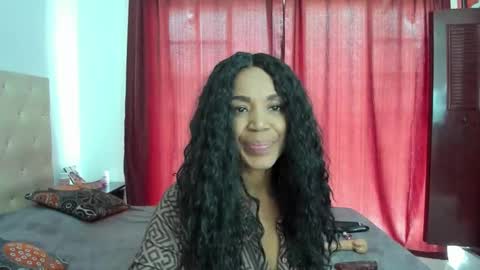 Luissa online show from 12-01-25, 01:16