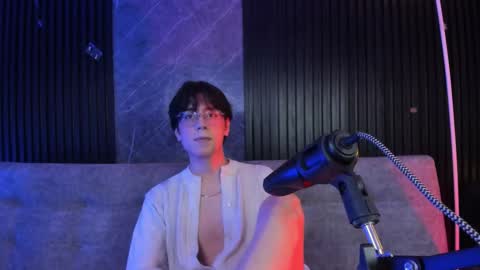 luixdust1 online show from 10-28-25, 04:16