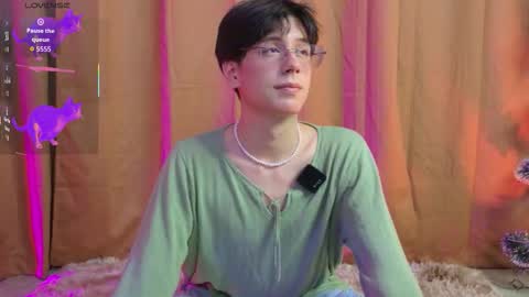 luixdust1 online show from 12-15-25, 06:17