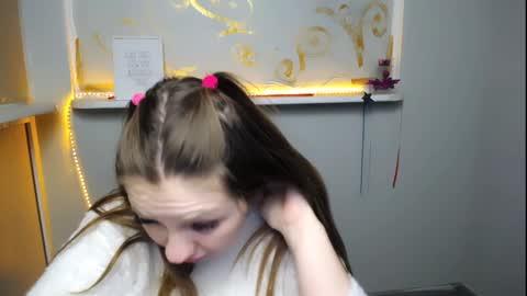 Snapshot of luizaheems_ chatting on 01-17-25, 11:27 Luiza online show from 01-17-25, 11:27