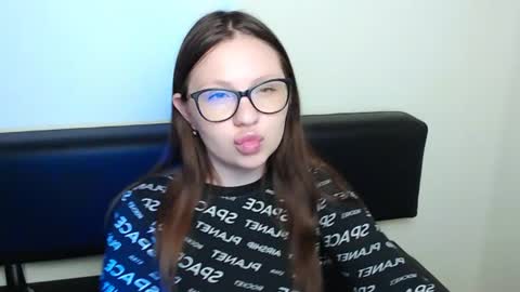 Luiza online show from 06-10-26, 10:25