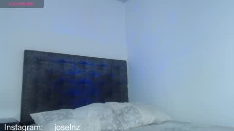 Luka Castle online show from 11-26-25, 04:57