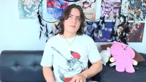 Snapshot of lukashollow chatting on 10-02-25, 07:54 lukas 3 online show from 10-02-25, 07:54