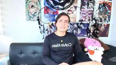 Snapshot of lukashollow chatting on 10-13-25, 01:44 lukas 3 online show from 10-13-25, 01:44