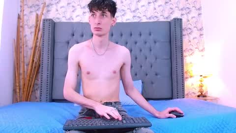 luke_carter online show from 11-11-25, 01:22