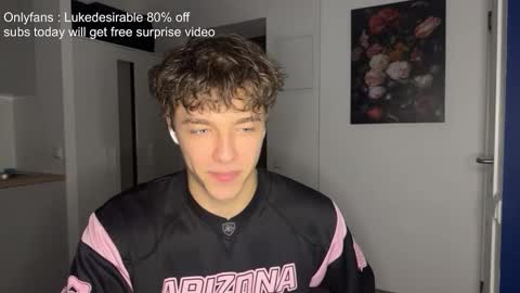 Snapshot of lukedesirable chatting on 02-20-26, 09:04 lukedesirable online show from 02-20-26, 09:04