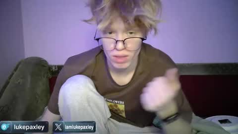 Snapshot of lukepaxley chatting on 04-07-26, 04:18 Luke Paxley online show from 04-07-26, 04:18