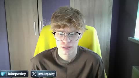 Snapshot of lukepaxley chatting on 05-06-26, 04:56 Luke Paxley online show from 05-06-26, 04:56