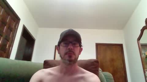 Snapshot of lukz88bigcock chatting on 02-16-26, 11:12 Luke online show from 02-16-26, 11:12