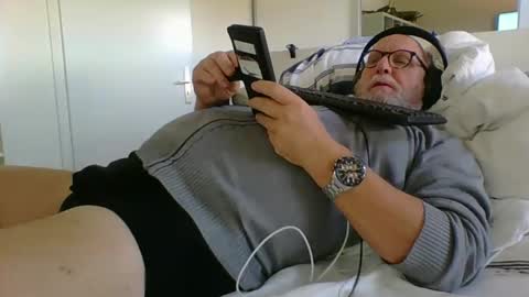 Snapshot of luley58 chatting on 02-01-25, 09:54 luley58 online show from 02-01-25, 09:54