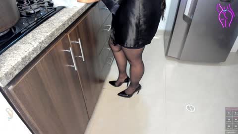 lulu online show from 12-16-24, 02:16