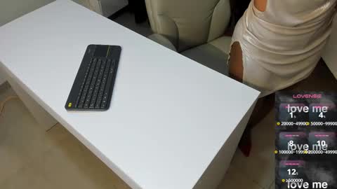 lulu online show from 02-12-25, 12:44