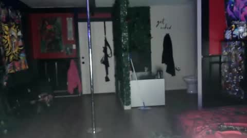 Lulu online show from 09-23-25, 08:39