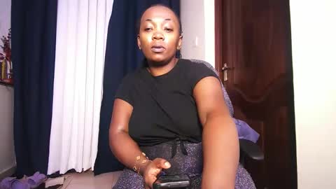 lulu_sparks1 online show from 03-31-26, 05:13