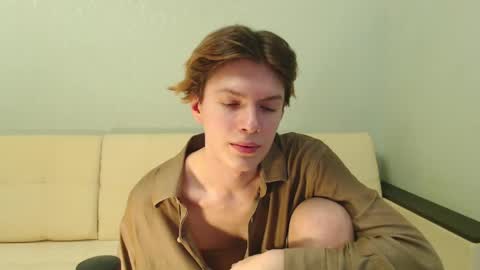 Felix online show from 12-31-24, 02:03