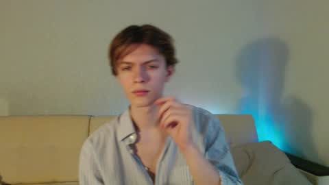 Felix online show from 01-06-25, 11:51