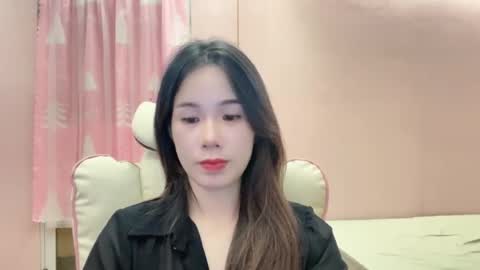 Snapshot of luna4739 chatting on 07-20-26, 05:48 Luna online show from 07-20-26, 05:48