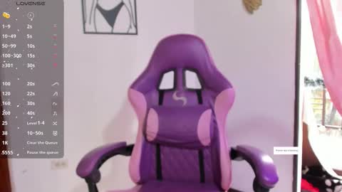 Luna online show from 11-24-25, 04:40