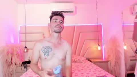 luna_and_axell online show from 07-06-26, 11:29