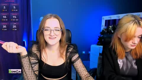 luna_berryy online show from 02-03-25, 12:36