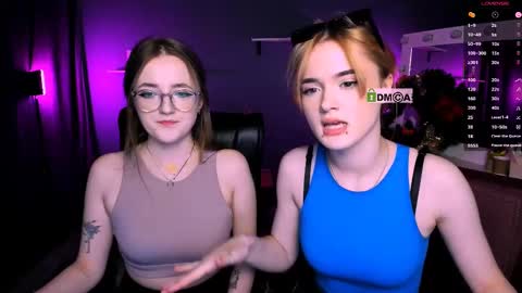 luna_berryy online show from 02-28-25, 08:39