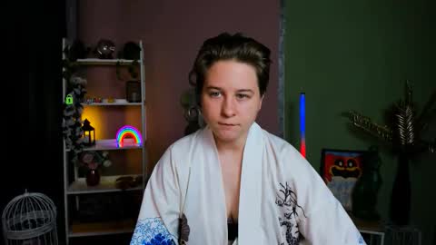 luna online show from 10-19-25, 05:52