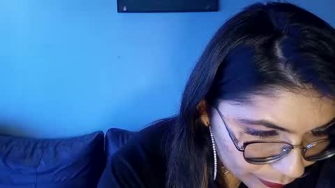 luna  online show from 02-24-25, 02:48