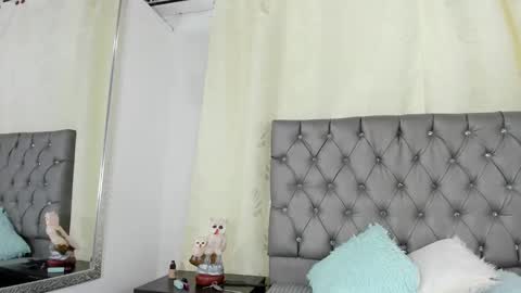 Snapshot of luna_evaa chatting on 01-30-25, 05:39 Luna Eva online show from 01-30-25, 05:39