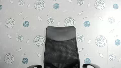 Snapshot of luna_evaa chatting on 02-10-25, 08:42 Luna Eva online show from 02-10-25, 08:42