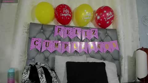 Snapshot of luna_evaa chatting on 09-26-25, 02:32 Luna Eva online show from 09-26-25, 02:32