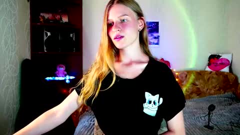 Snapshot of luna_evan chatting on 09-24-25, 08:50 luna_evan online show from 09-24-25, 08:50