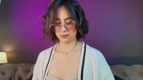 Snapshot of luna_gv chatting on 02-21-26, 11:11 Luna online show from 02-21-26, 11:11