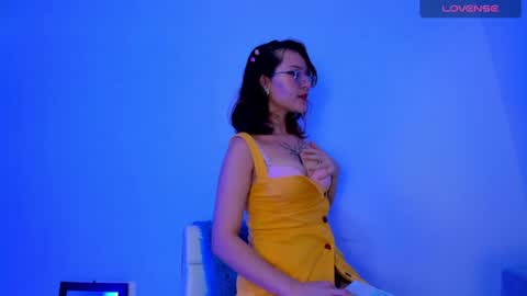 luna_hazard online show from 01-01-25, 02:09