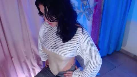 luna_hazard online show from 11-18-25, 09:03