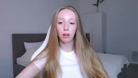 Luna online show from 11-03-25, 09:59