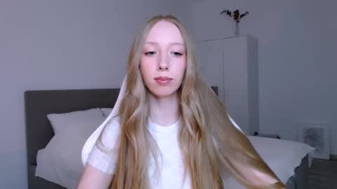 Luna online show from 01-31-26, 09:02