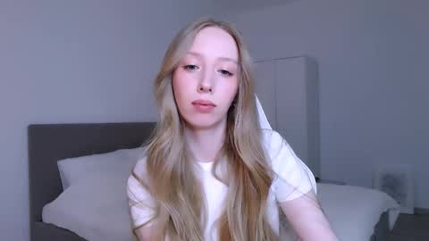 Luna online show from 02-26-26, 09:03