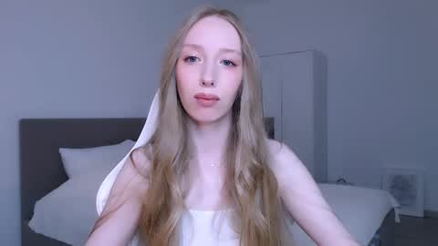 Luna online show from 03-21-26, 09:18