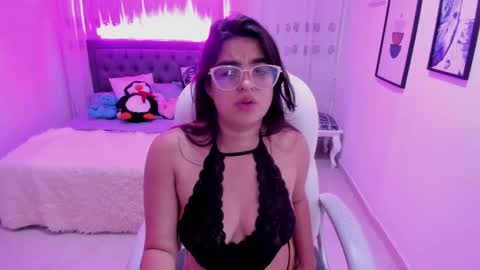 Luna online show from 11-28-25, 11:24