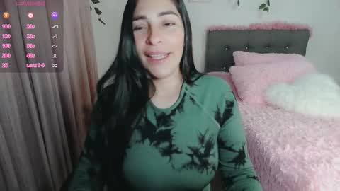 Snapshot of luna_lgomez chatting on 10-28-25, 03:10 luna online show from 10-28-25, 03:10