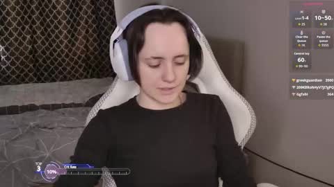 luna_loveeee online show from 02-15-26, 07:51