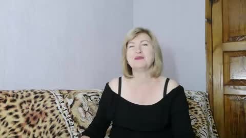 luna_lure11 online show from 09-20-25, 11:22