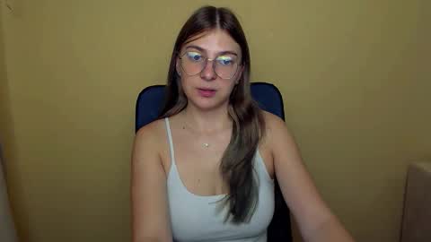Snapshot of luna_lush_ chatting on 09-12-25, 08:58 Luna online show from 09-12-25, 08:58