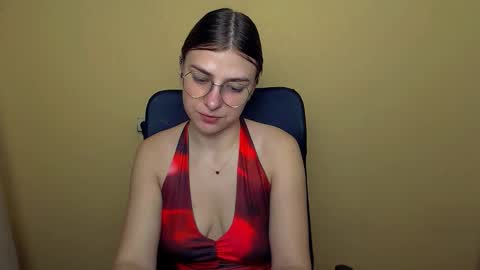 Luna online show from 11-07-25, 10:04