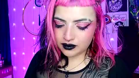 MISS LUNA  online show from 02-03-25, 06:56