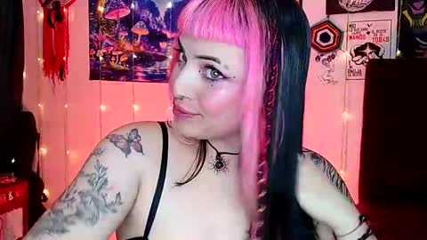 MISS LUNA  online show from 02-26-25, 02:14