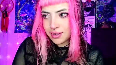 MISS LUNA  online show from 03-06-25, 12:21