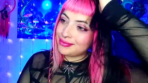 MISS LUNA  online show from 03-06-25, 07:47